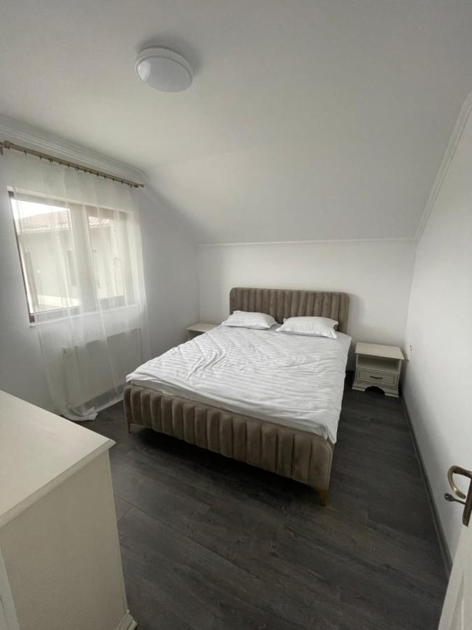 Апартаменти Eroilor II Apartament Сучава Екстер'єр фото
